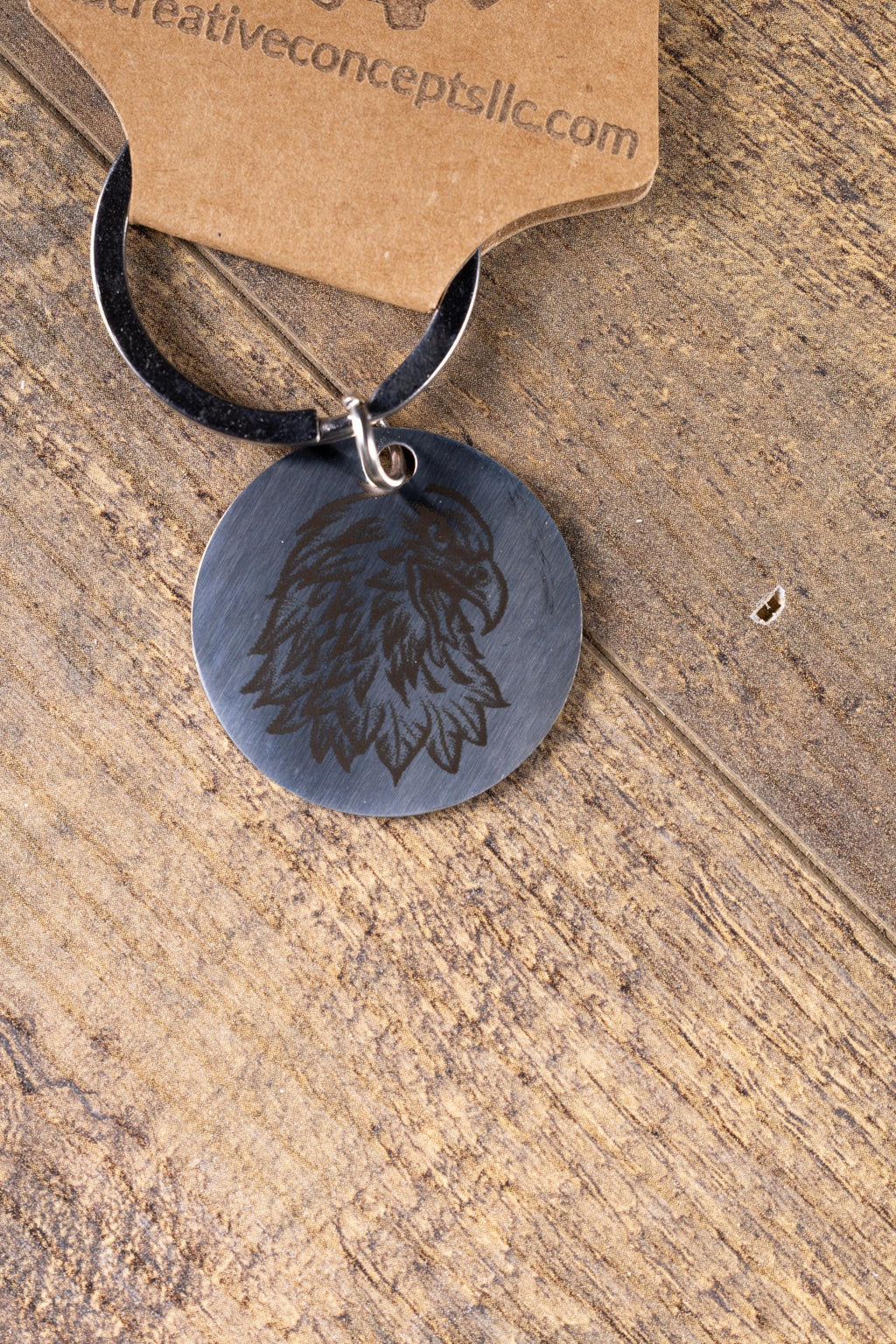Patriotic Eagle Keychain - USA Pride Accessory With Polished Steel Finish