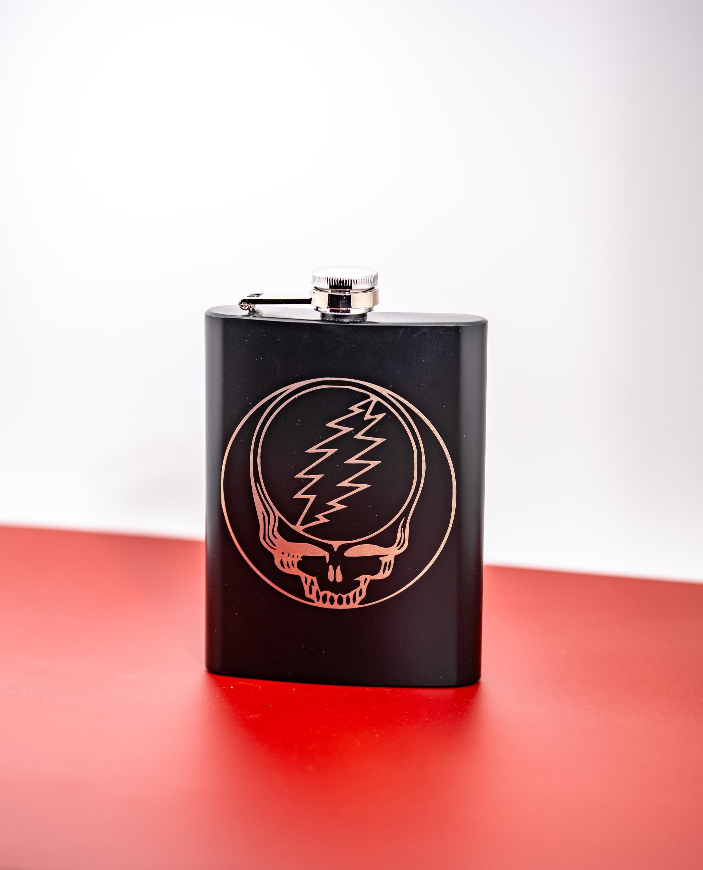 Grateful Dead Flask – 8oz Stainless Steel Pocket Flask With Laser Engraved SYF Emblem