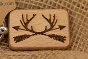 Rustic Hunting Keychain – Hardwood Double Sided Antlers and Arrows Design