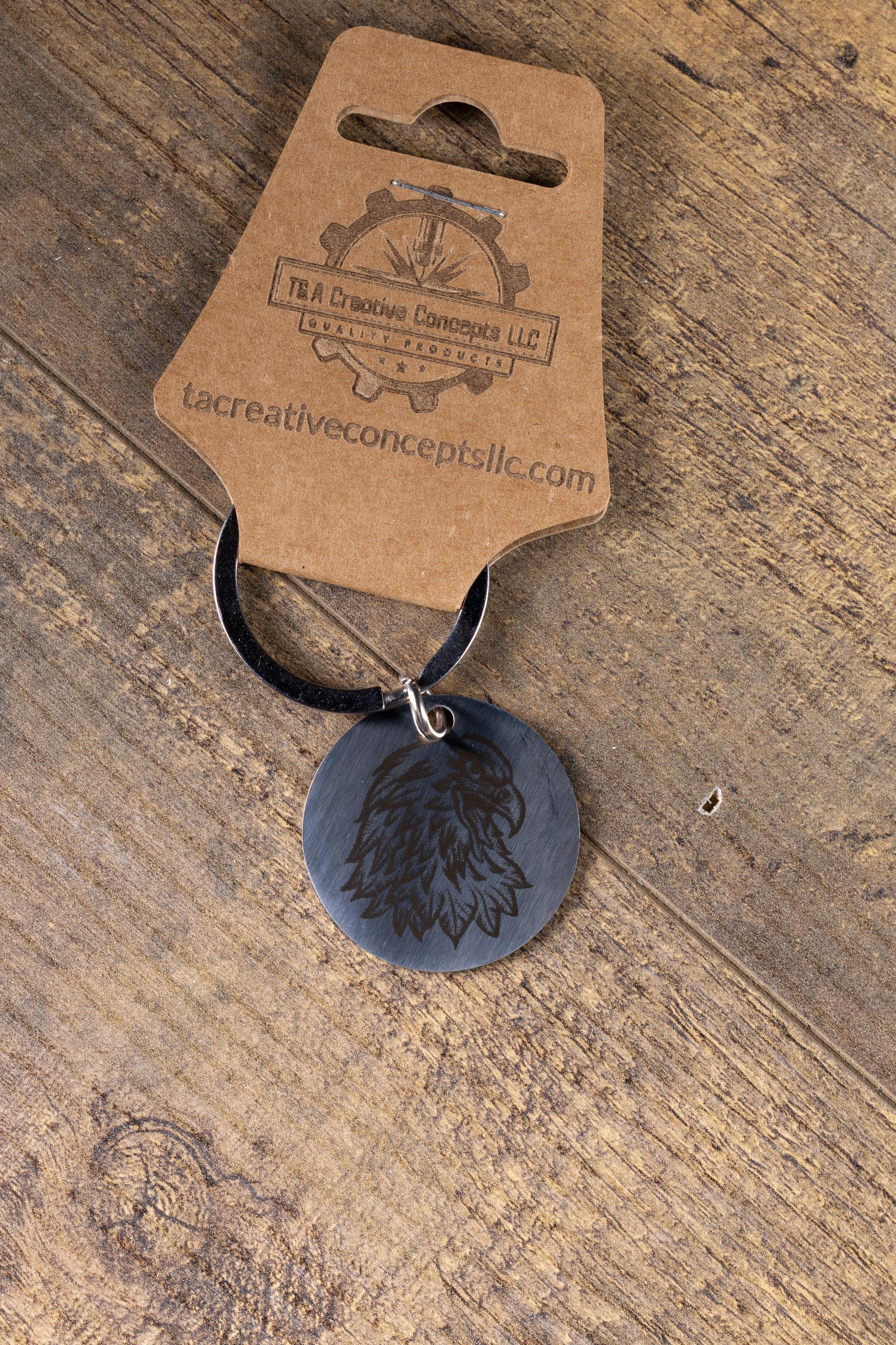 Patriotic Eagle Keychain - USA Pride Accessory With Polished Steel Finish