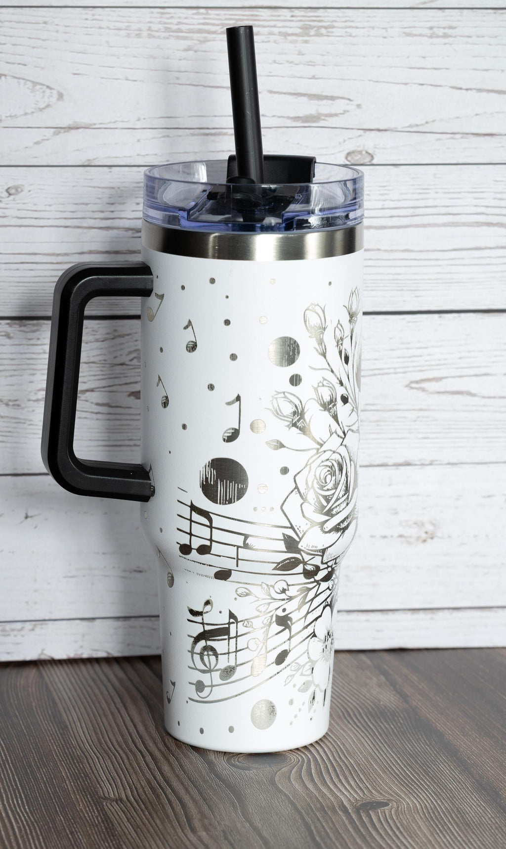 40oz Stainless Steel Tumbler – Vacuum Insulated Cup with Built In Handle & Reusable Straw