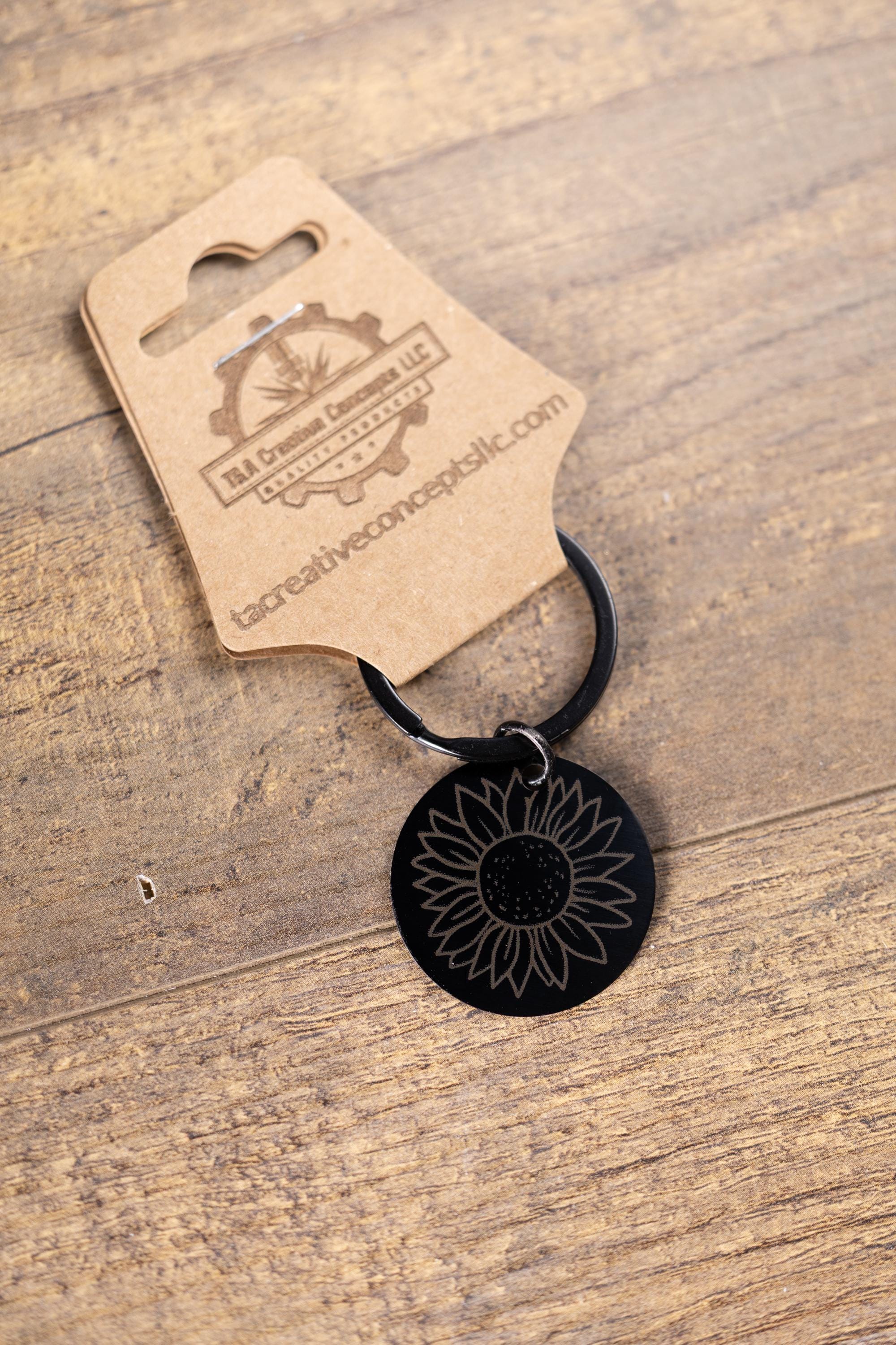 Sunflower Keychain – Black Stainless Steel, Laser Engraved Floral Design, Durable