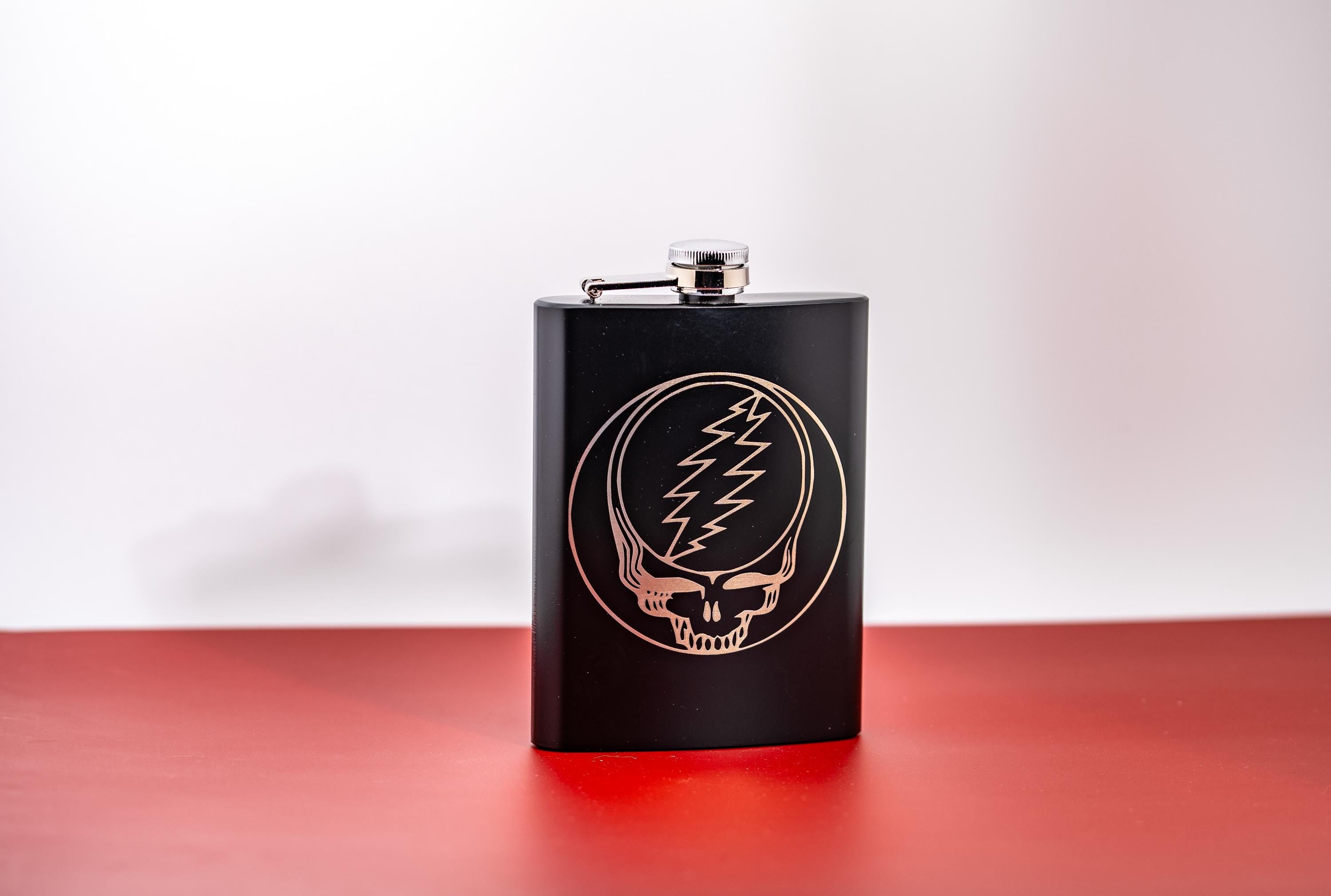 Grateful Dead Flask – 8oz Stainless Steel Pocket Flask With Laser Engraved SYF Emblem