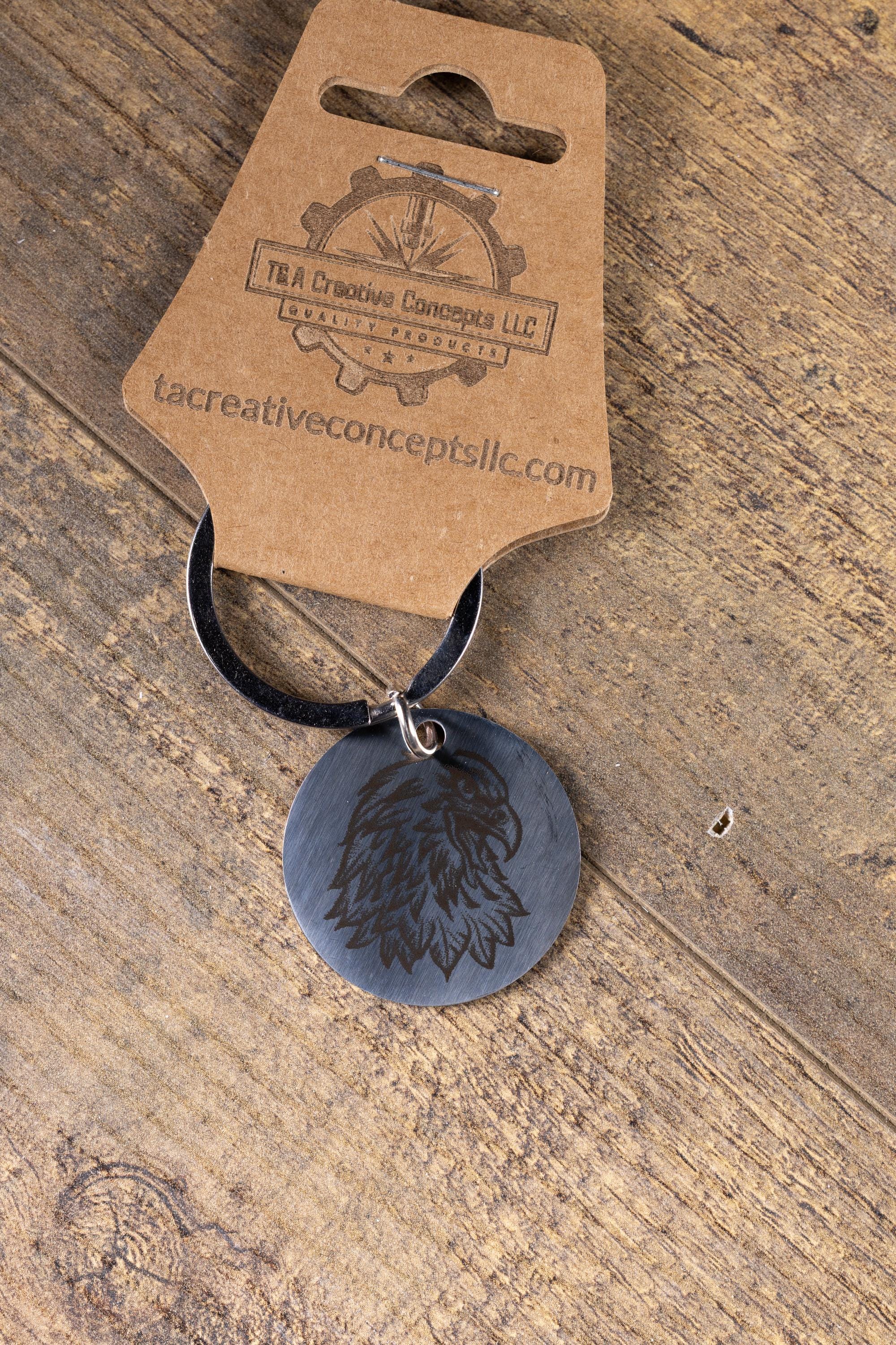 Patriotic Eagle Keychain - USA Pride Accessory With Polished Steel Finish