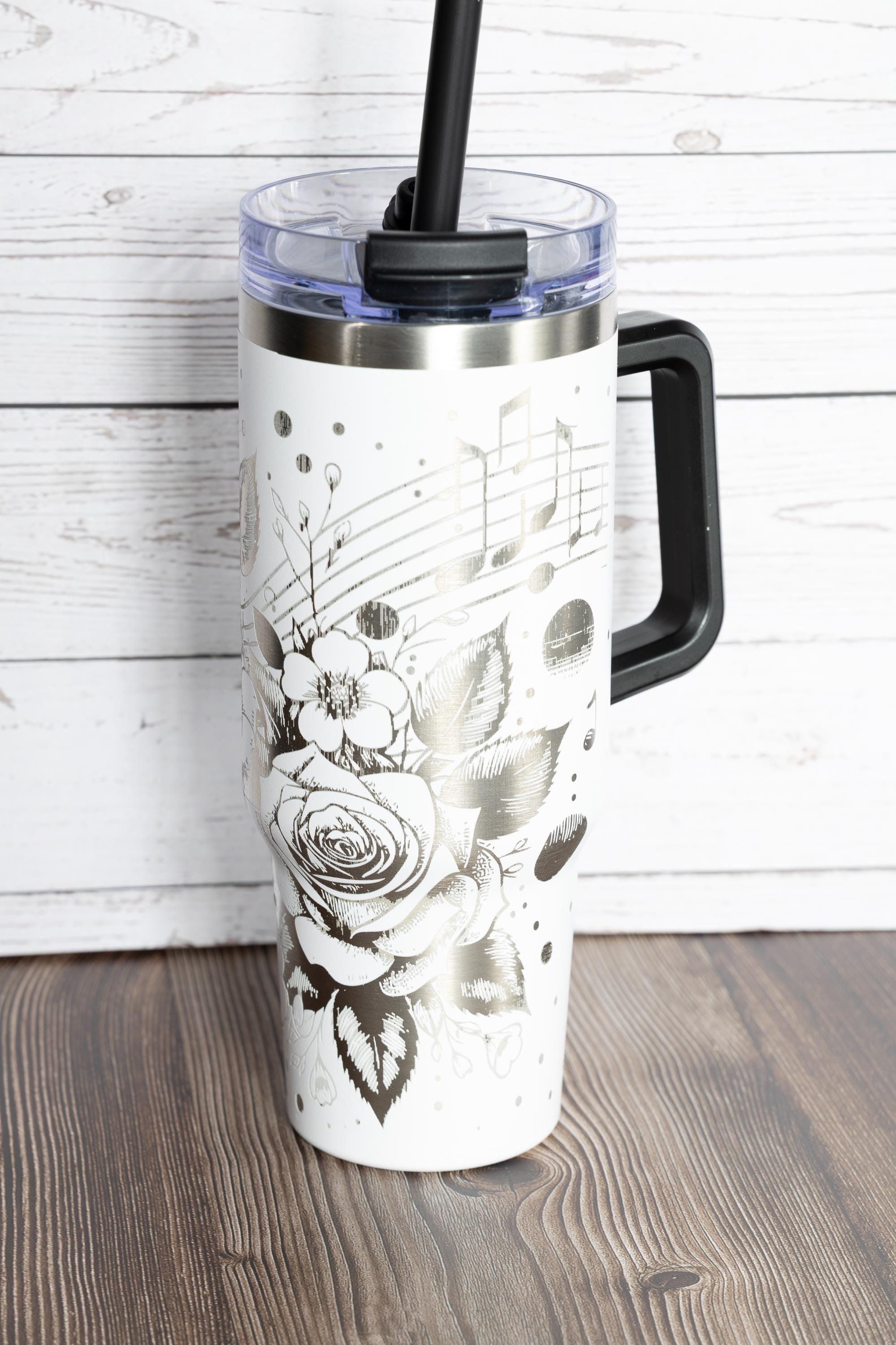 40oz Stainless Steel Tumbler – Vacuum Insulated Cup with Built In Handle & Reusable Straw