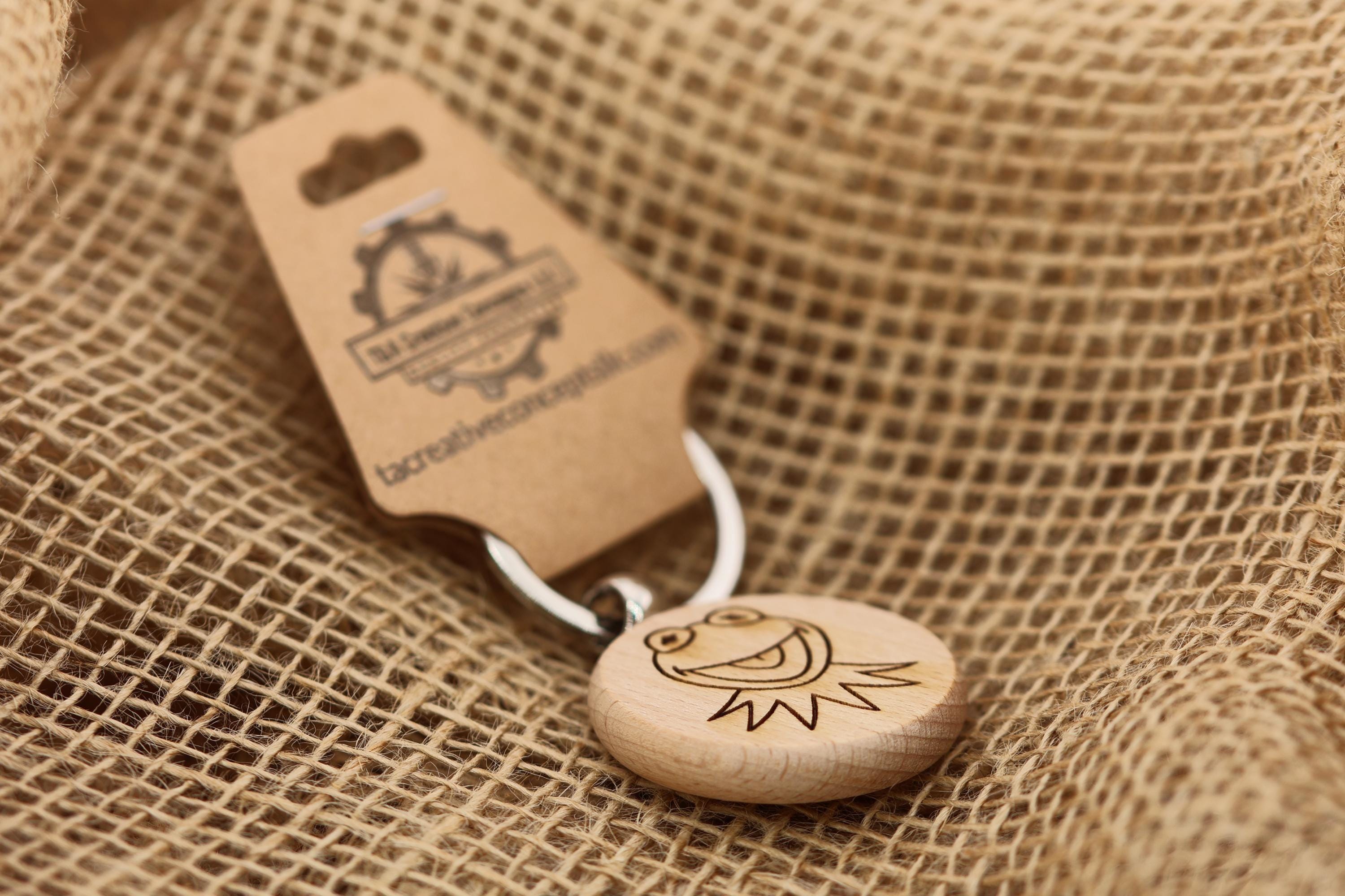 Kermit The Frog Keychain – Hardwood Double Sided Engraving With Stainless Steel Ring