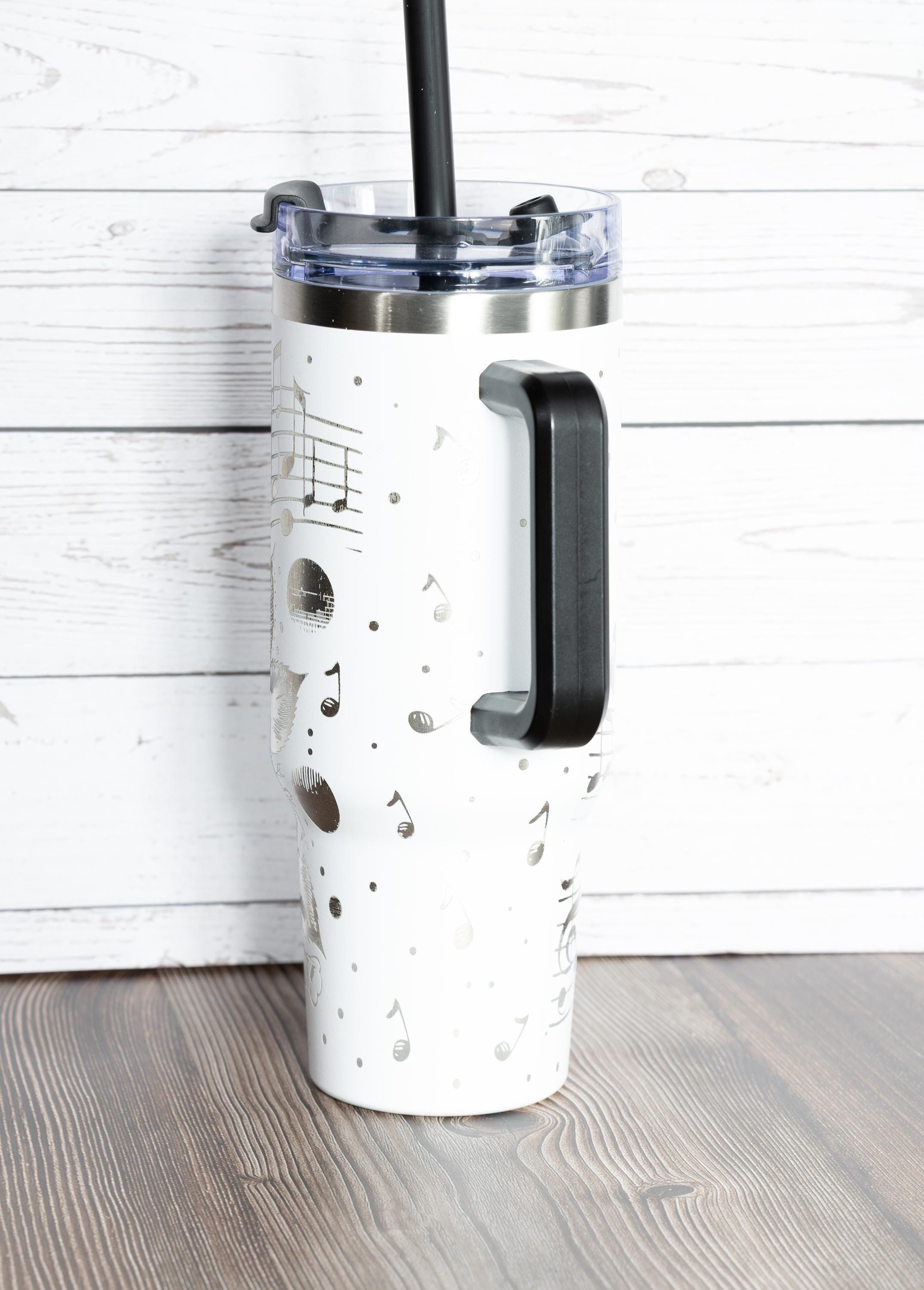 40oz Stainless Steel Tumbler – Vacuum Insulated Cup with Built In Handle & Reusable Straw