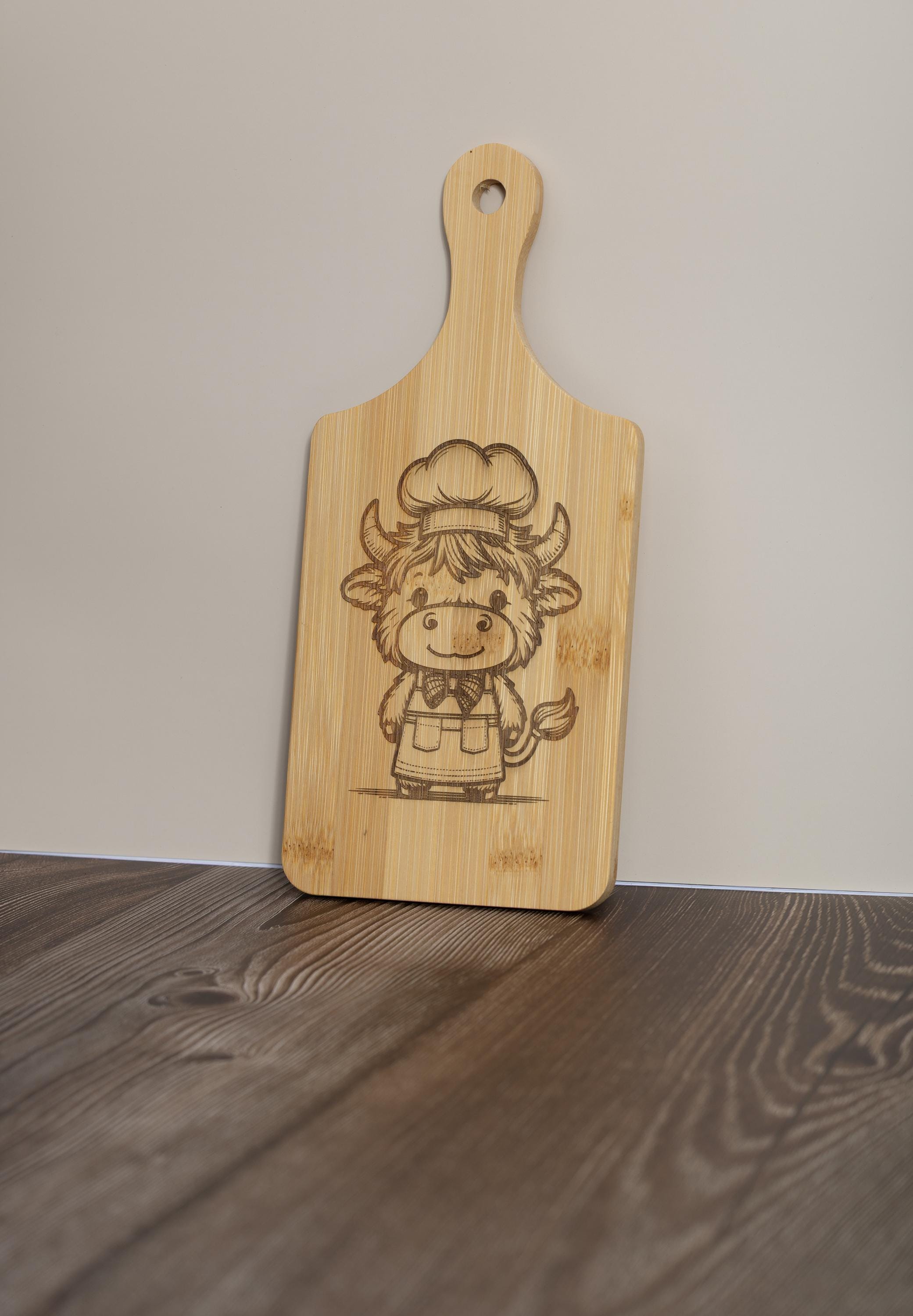 Highland Cow Cutting Board – Eco Friendly Bamboo, Small Rustic Kitchen Decor