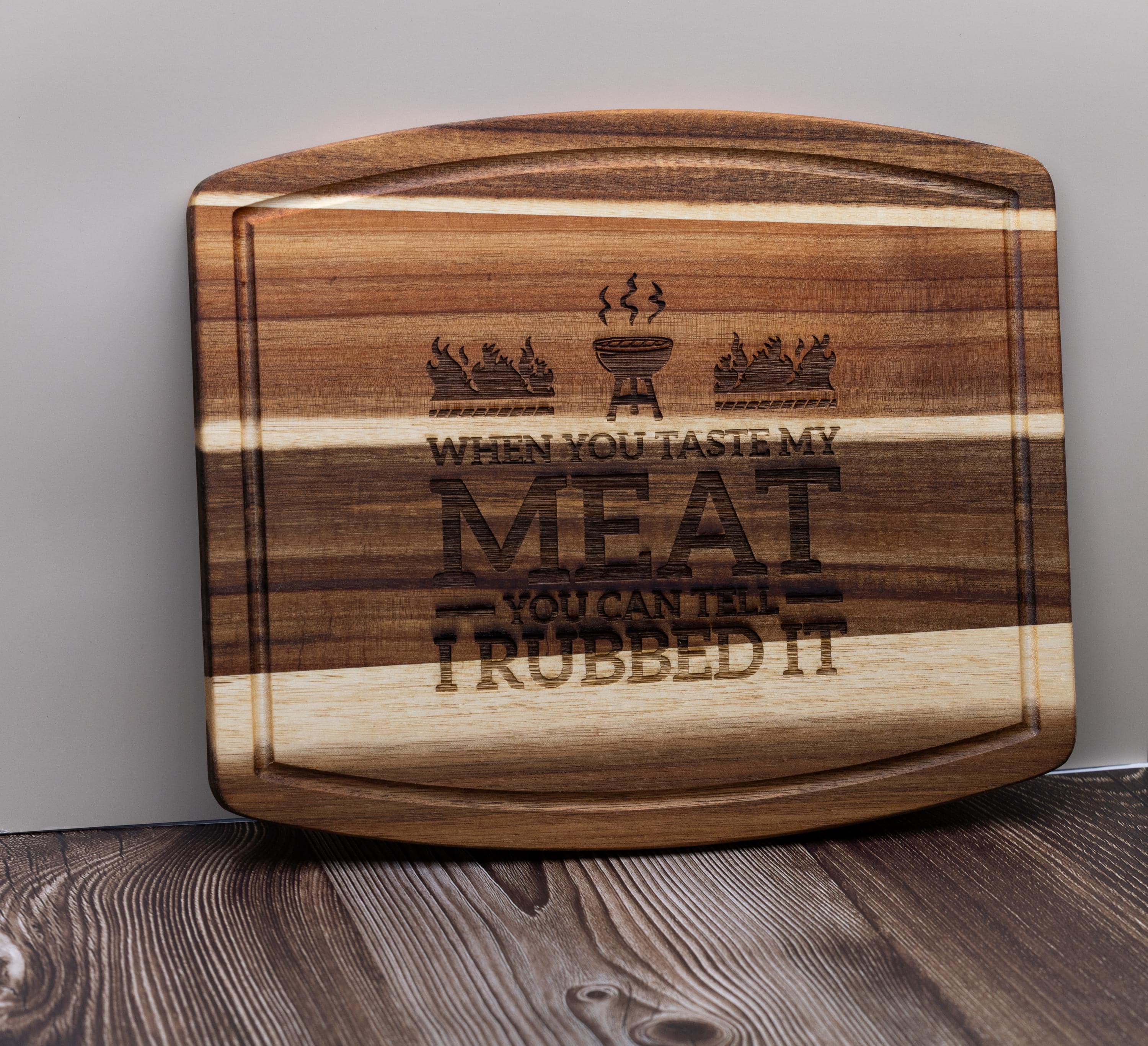 Acacia Wood Cutting Board – Engraved BBQ Grill Board, Durable & Knife Friendly