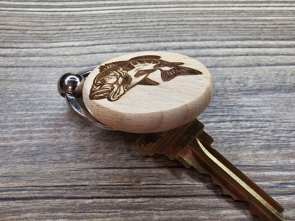 Largemouth Bass Keychain – Engraved Wooden Fishing Accessory With Stainless Steel Ring
