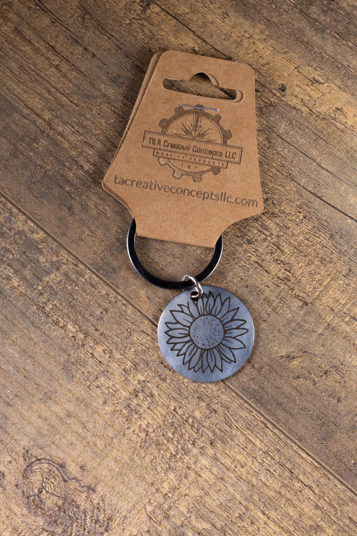 Sunflower Keychain – Polished Stainless Steel Floral Charm | Laser Engraved Accessory
