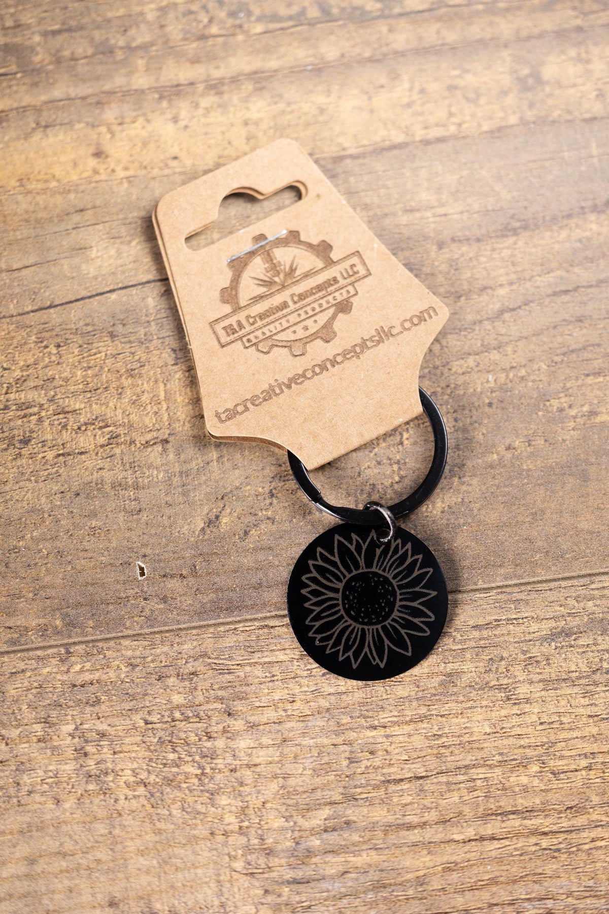 Sunflower Keychain – Black Stainless Steel, Laser Engraved Floral Design, Durable